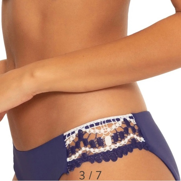 NWT‎ BECCA Delilah Navy Blue Crochet Sides Bikini Swimsuit Bottoms Size Small - Picture 1 of 10